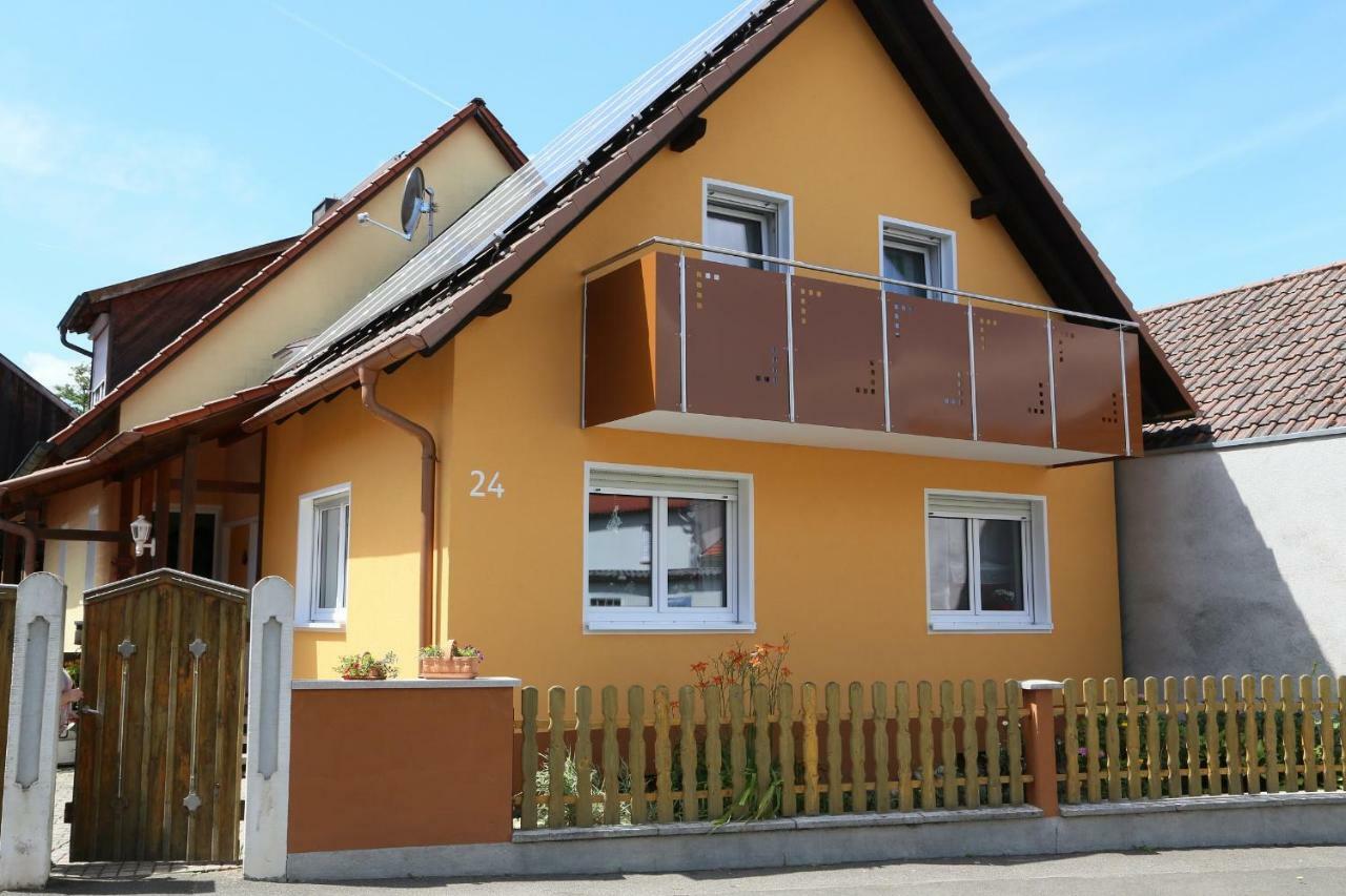Ferienwohnung Memmel Sulzfeld  Exterior photo
